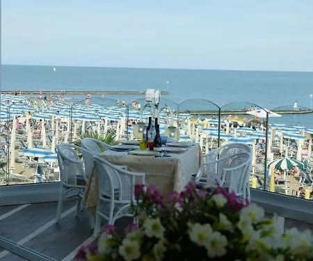 Nettuno Otel 4*
